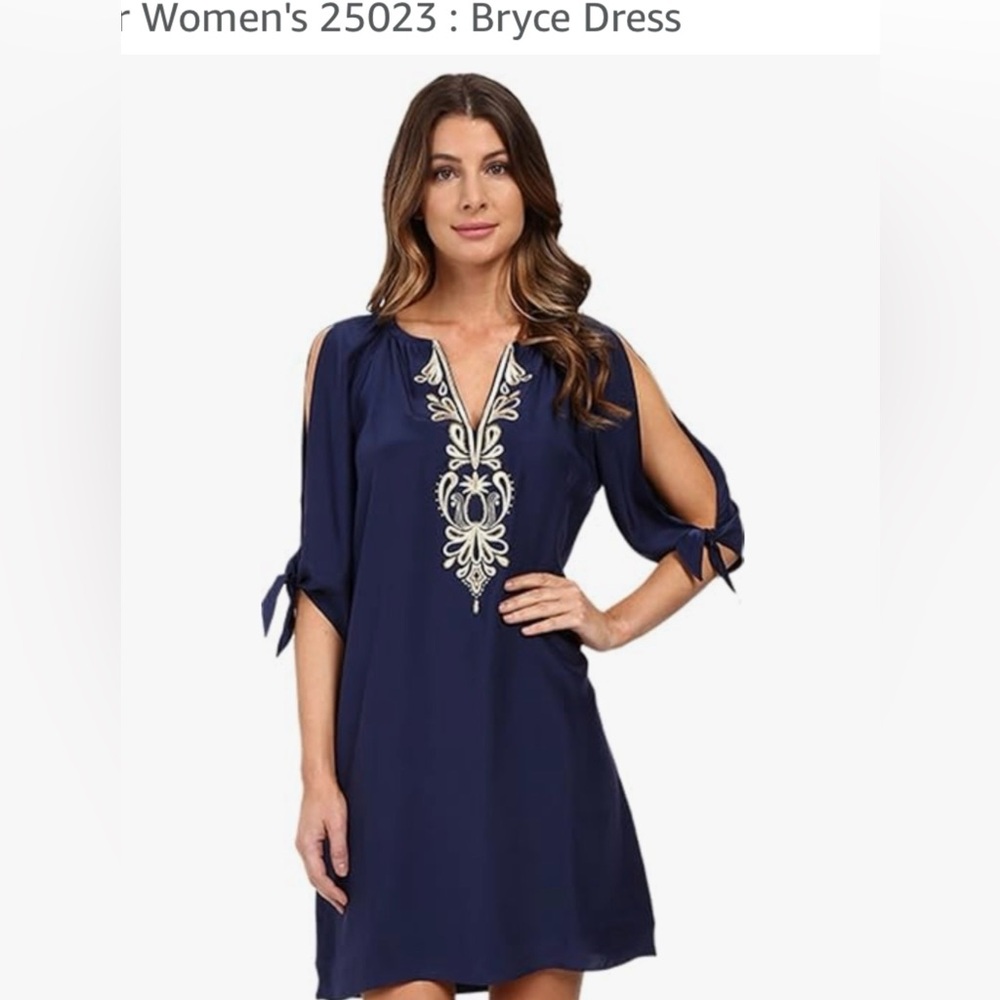 Lilly Pulitzer NWT Navy & Gold Embroidery Stitching with Pink label Size Medium